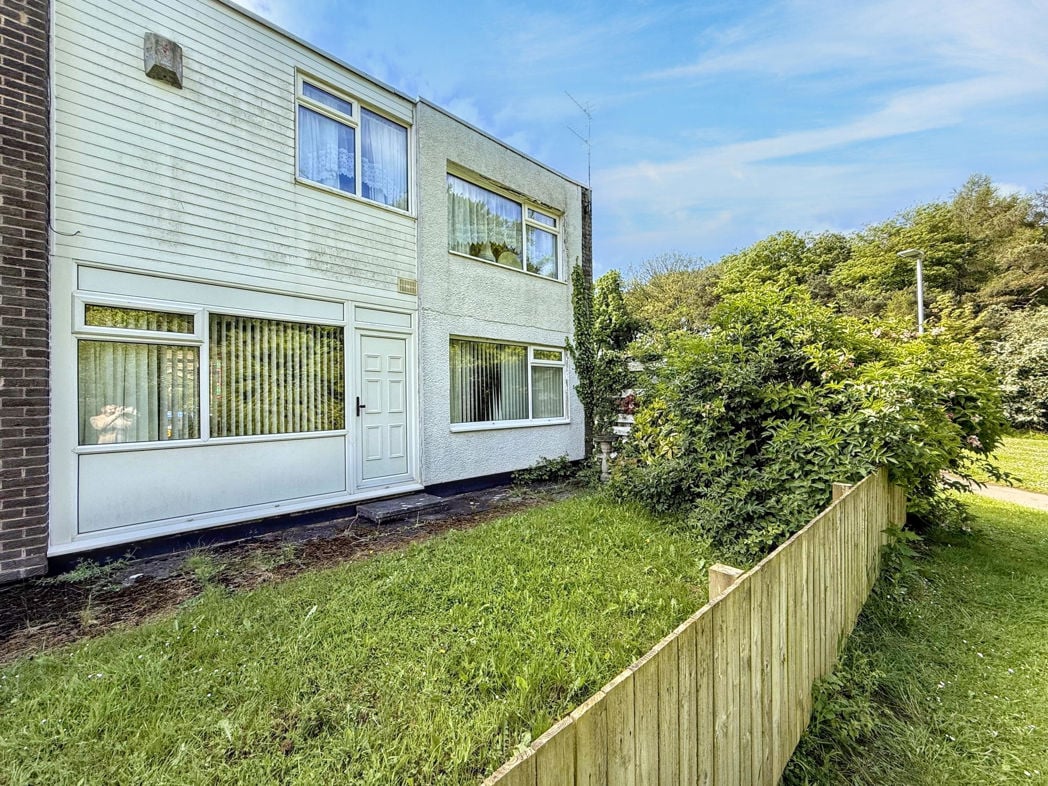 Property image 1 of 18