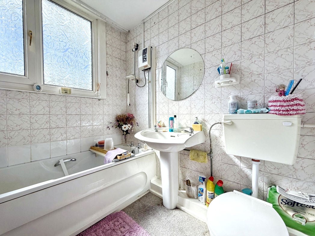 Property image 13 of 18