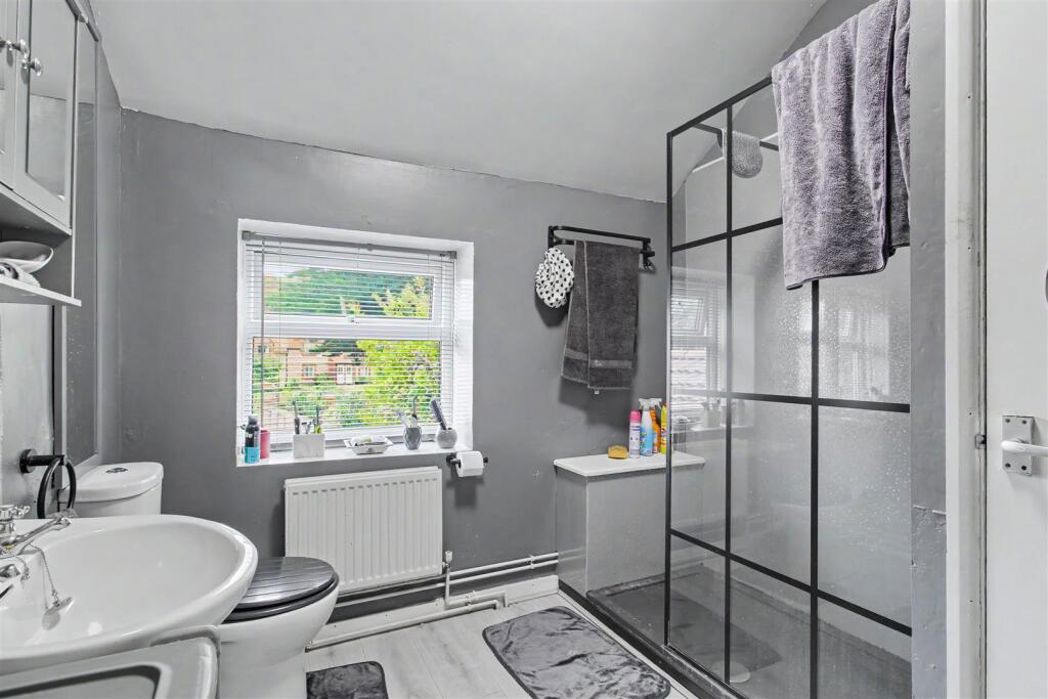Property image 7 of 16