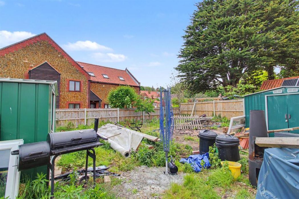 Property image 9 of 16