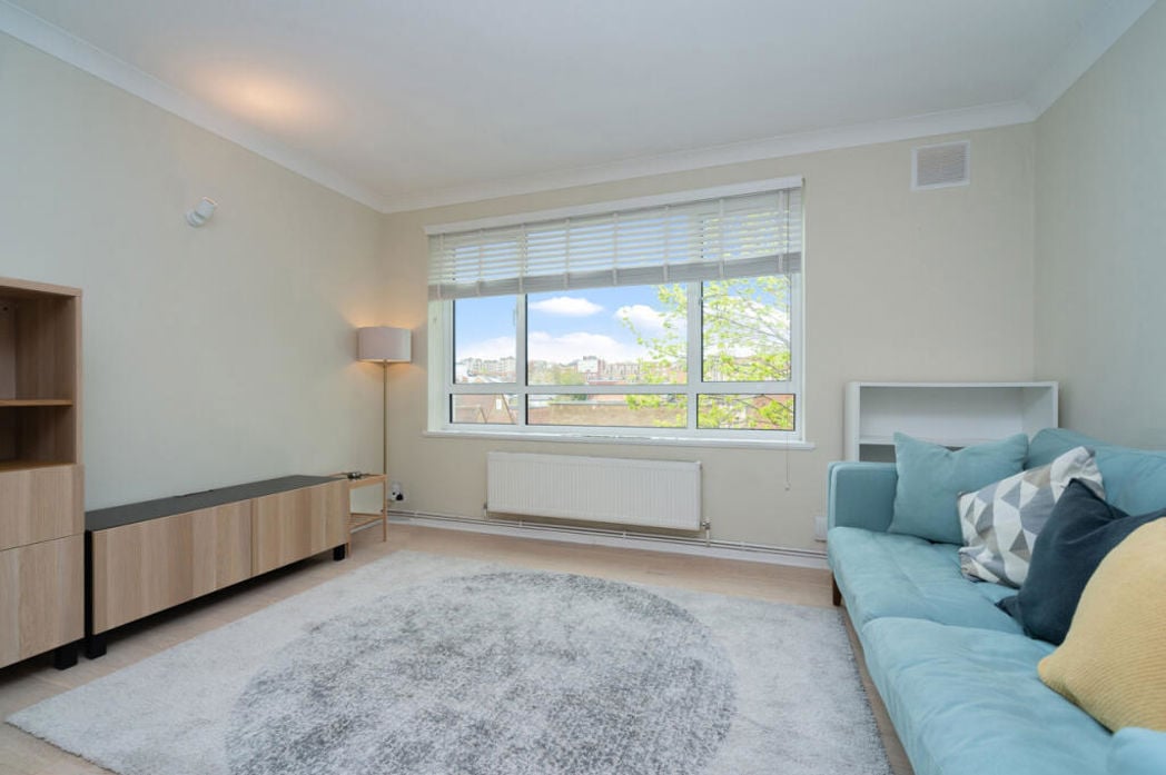 Property image 2 of 6