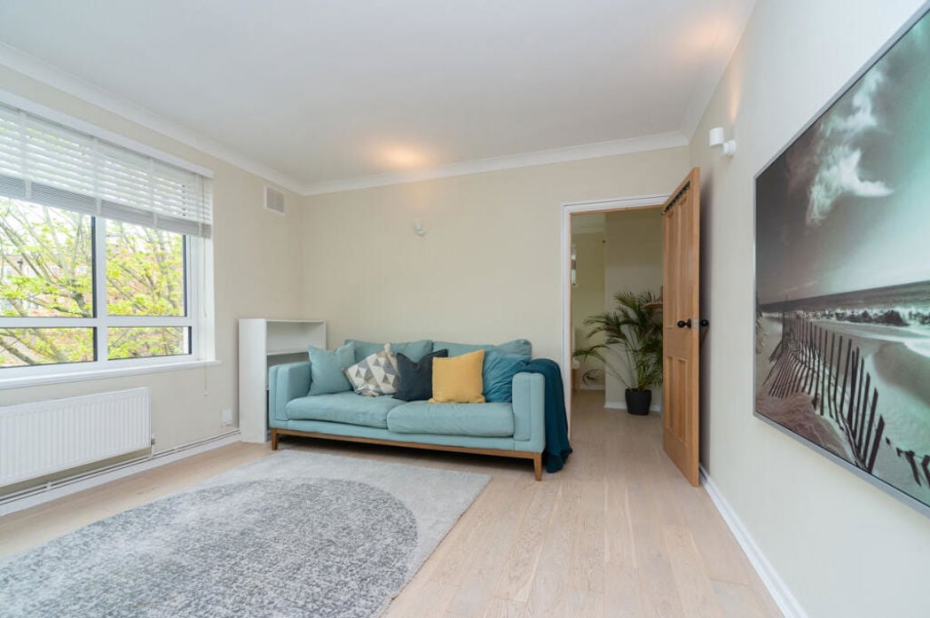 Property image 6 of 6