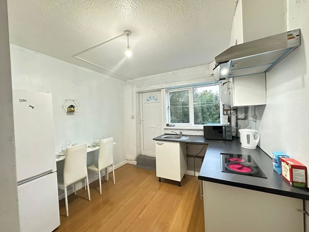 Property image 3 of 15