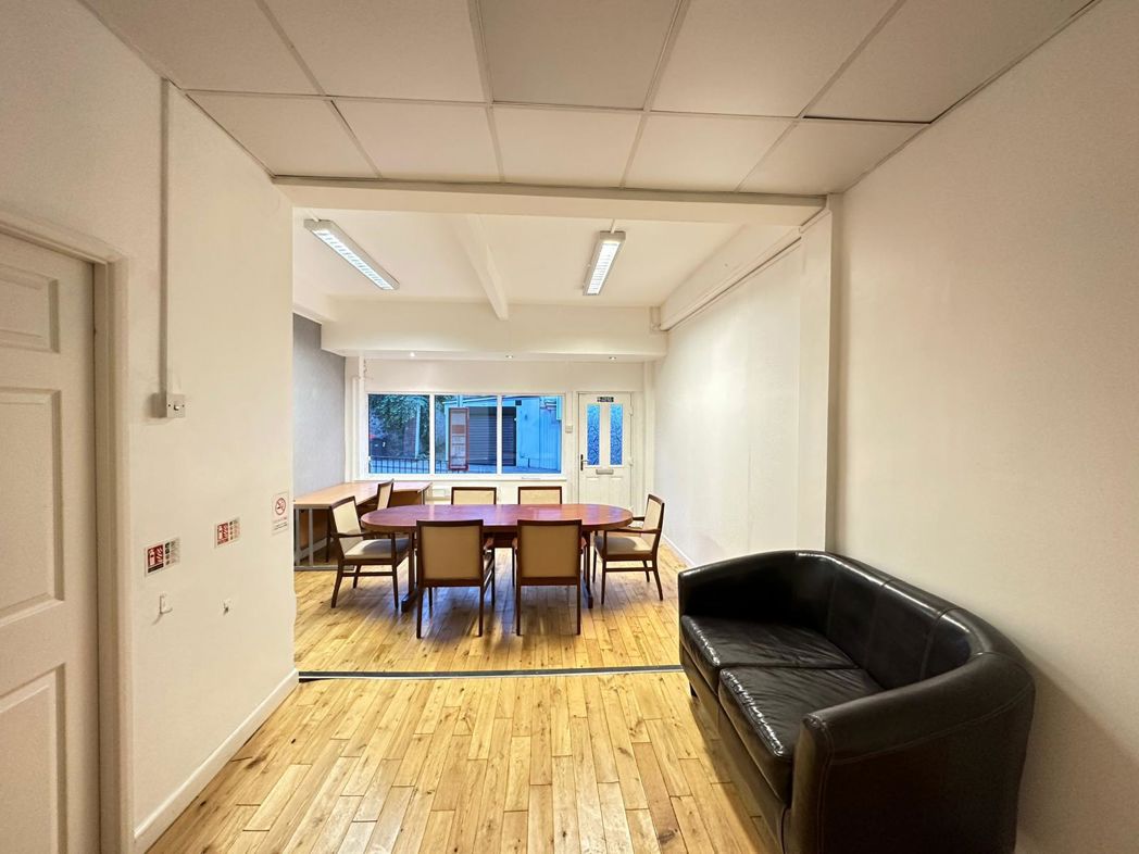 Property image 6 of 15