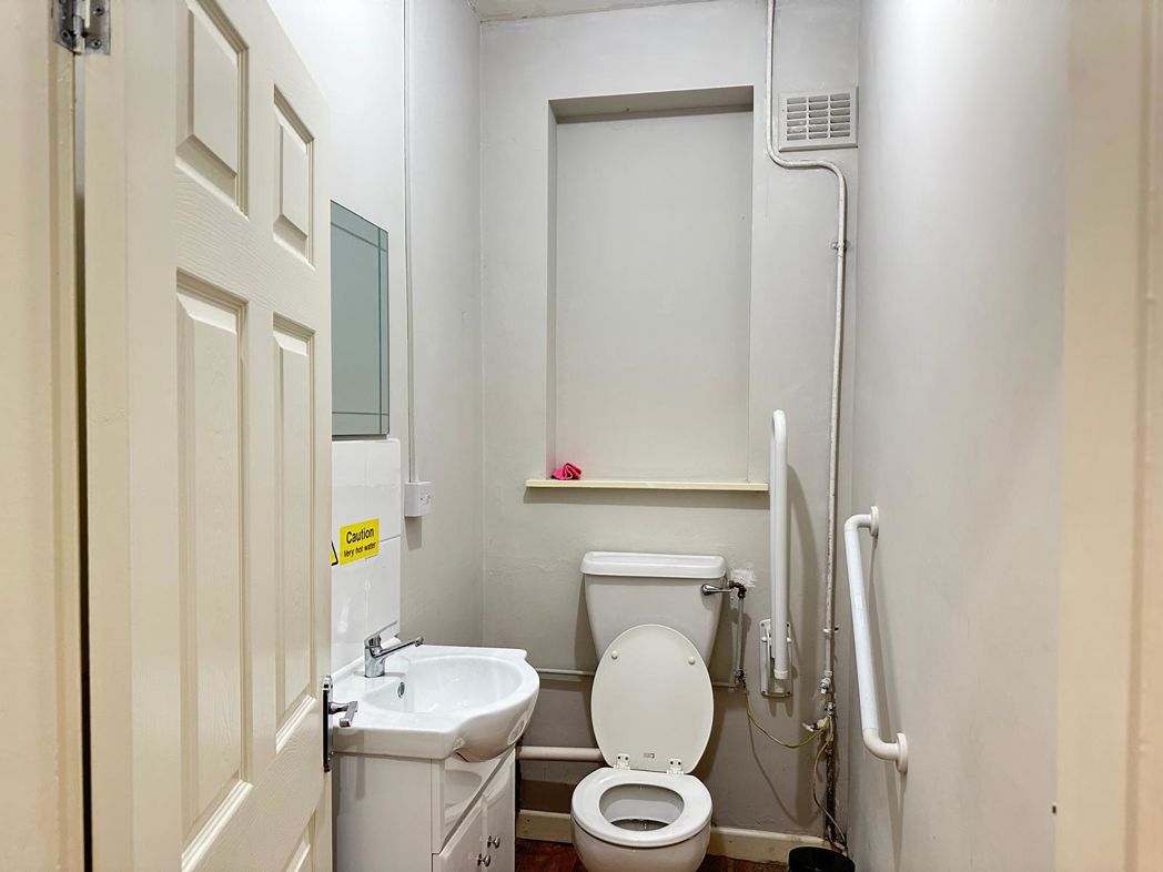 Property image 12 of 15