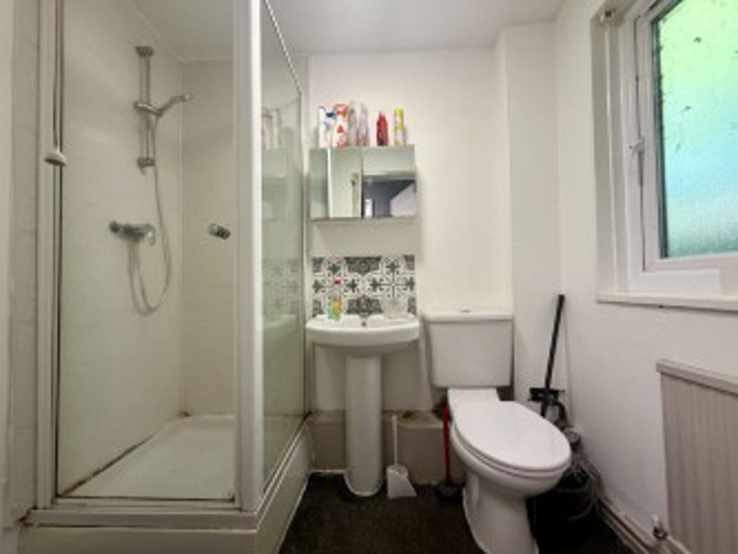 Property image 4 of 9