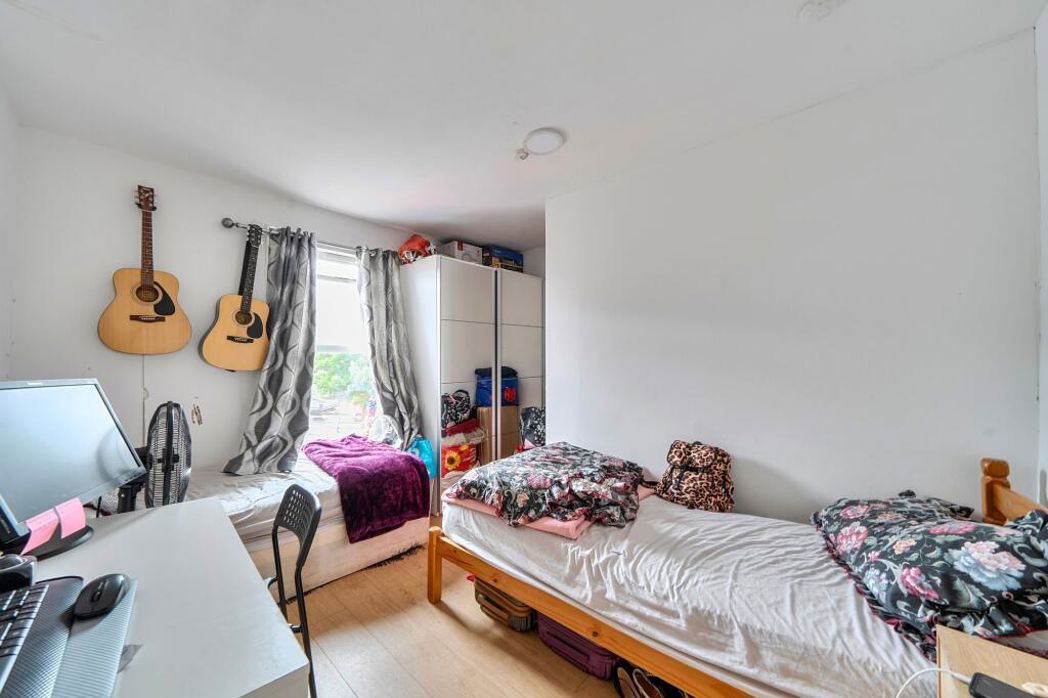 Property image 7 of 18