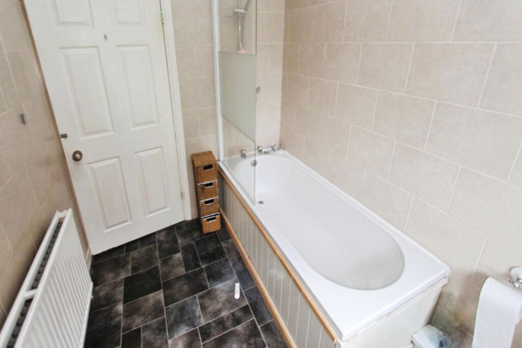 Property image 10 of 16