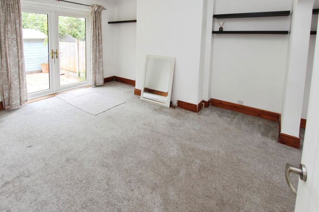 Property image 3 of 16