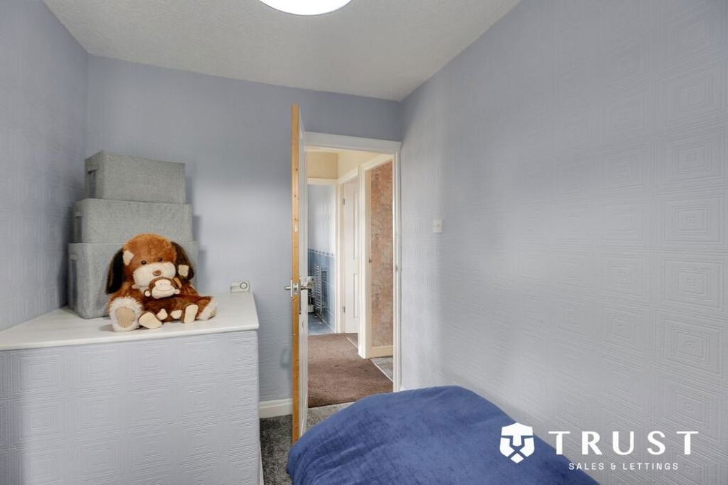 Property image 16 of 38