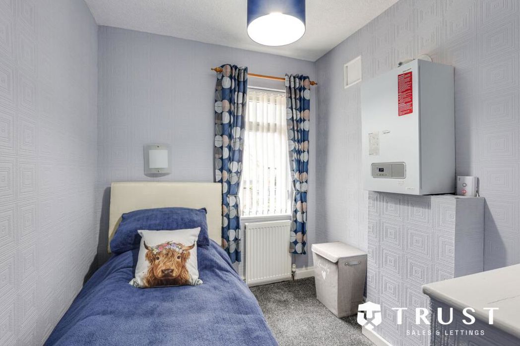 Property image 17 of 38