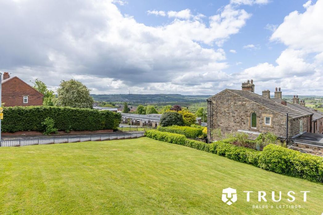 Property image 24 of 38
