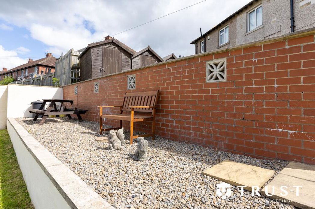 Property image 28 of 38