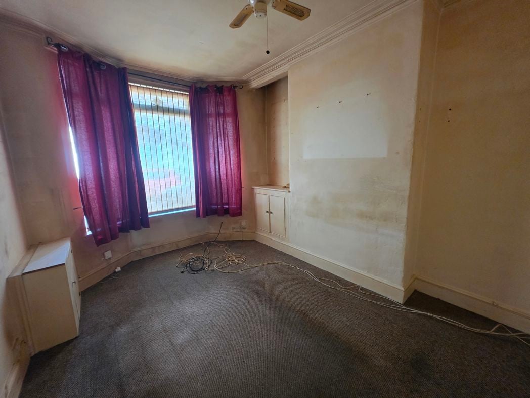 Property image 5 of 11