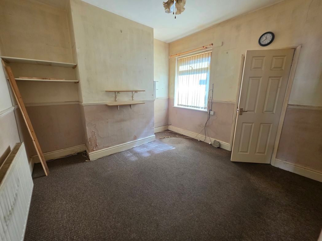 Property image 3 of 11