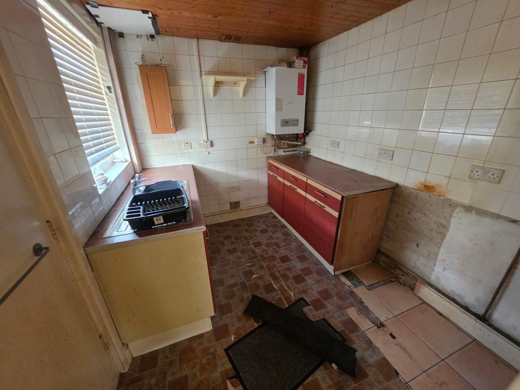 Property image 2 of 11