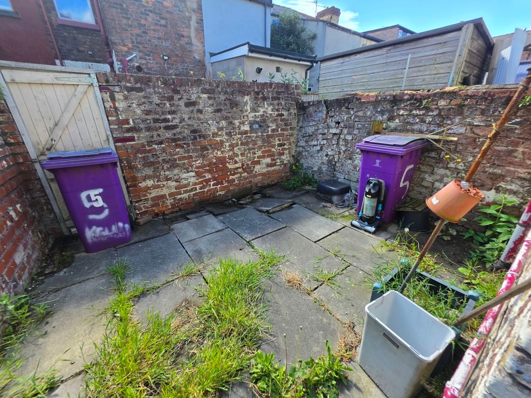 Property image 10 of 11