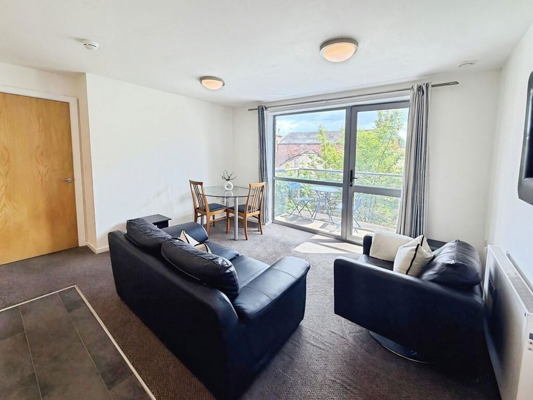 Property image 3 of 12