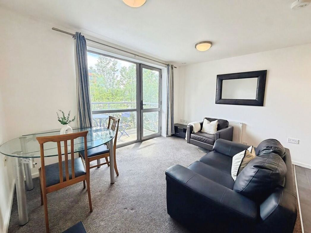 Property image 4 of 12