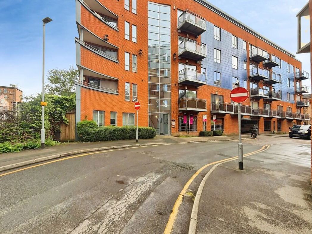 Property image 1 of 12