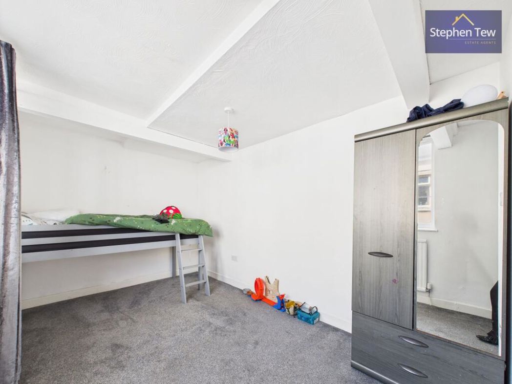 Property image 12 of 16