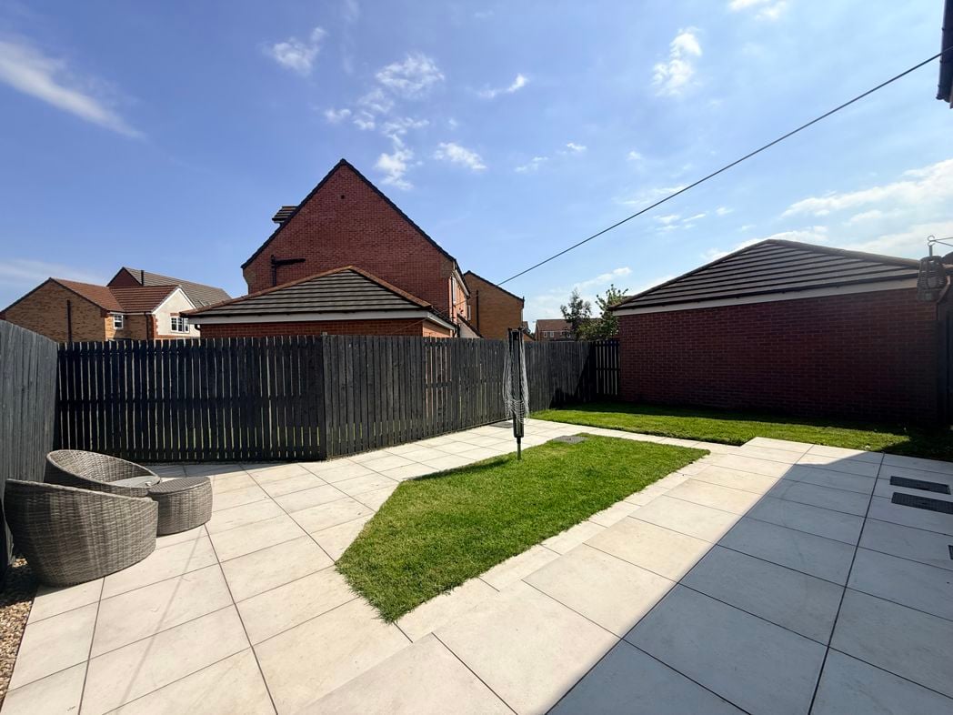 Property image 23 of 24