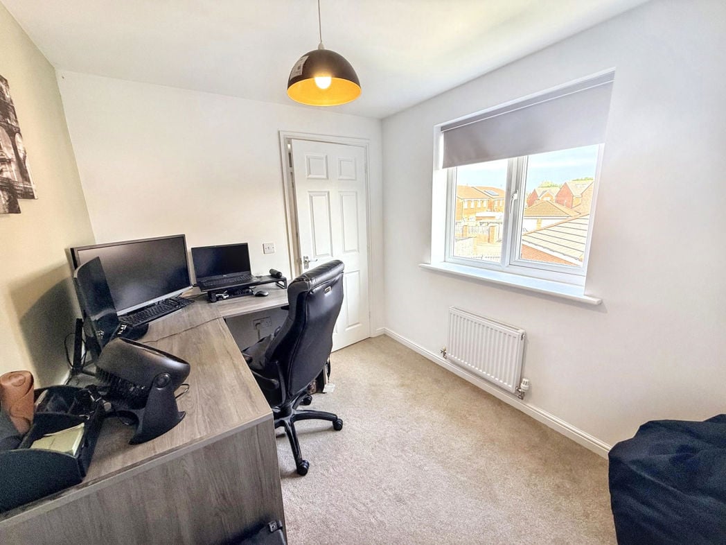 Property image 19 of 24