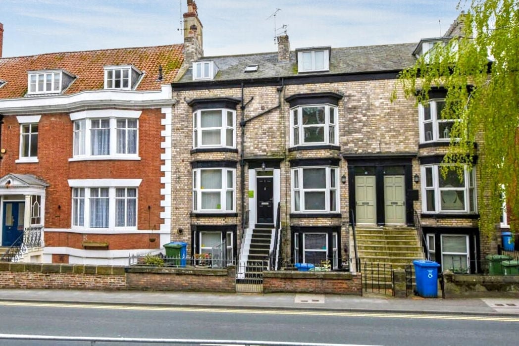 Property image 1 of 12