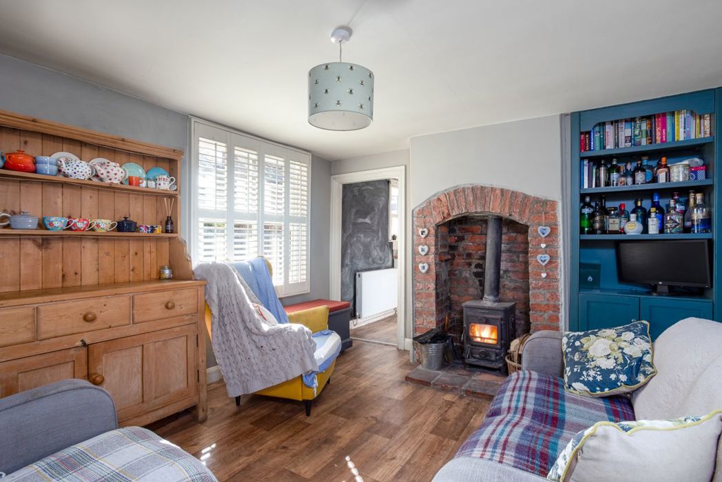 Property image 2 of 12