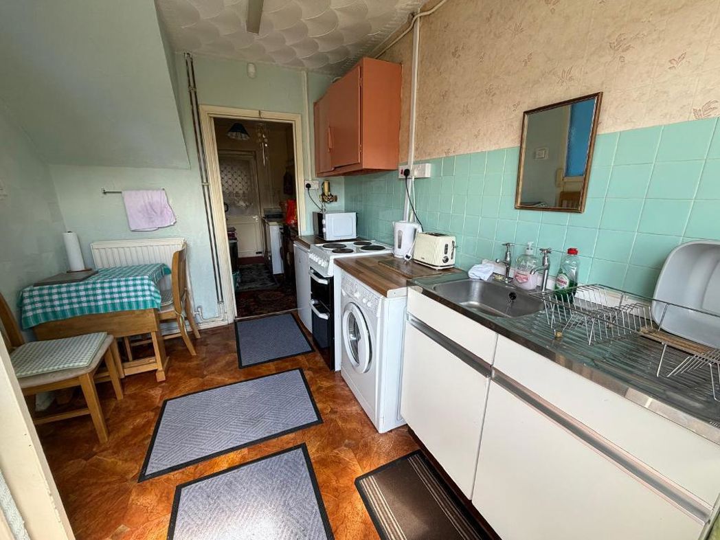 Property image 2 of 15
