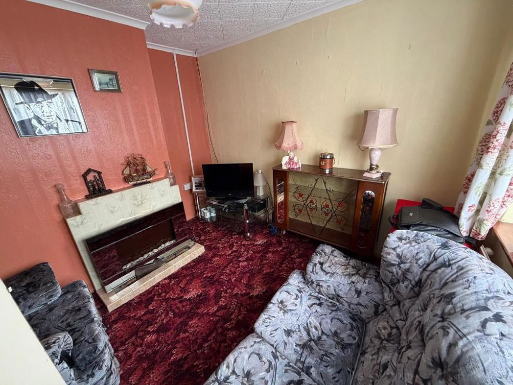 Property image 11 of 15
