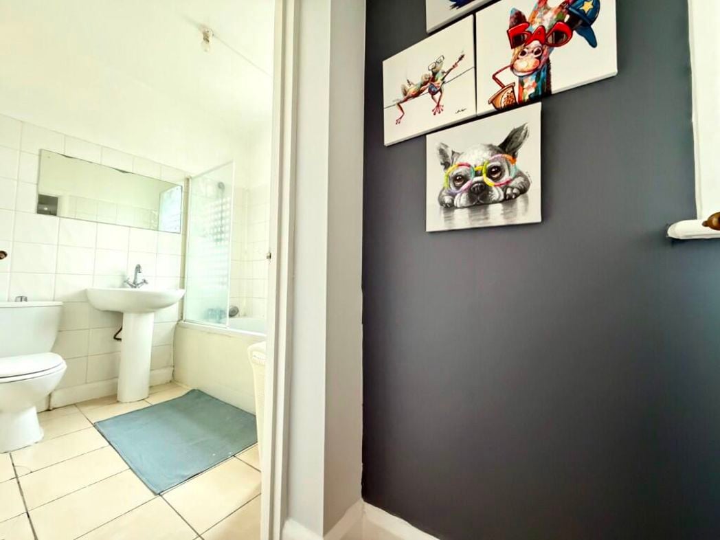 Property image 4 of 15