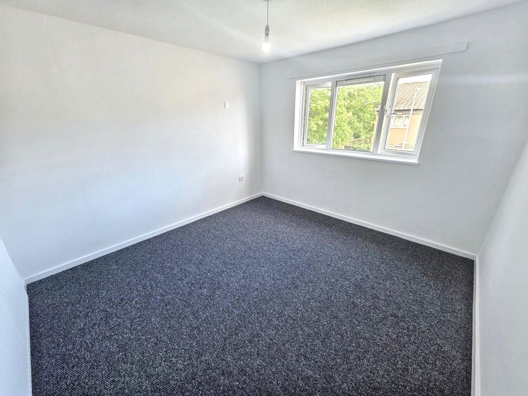 Property image 6 of 8