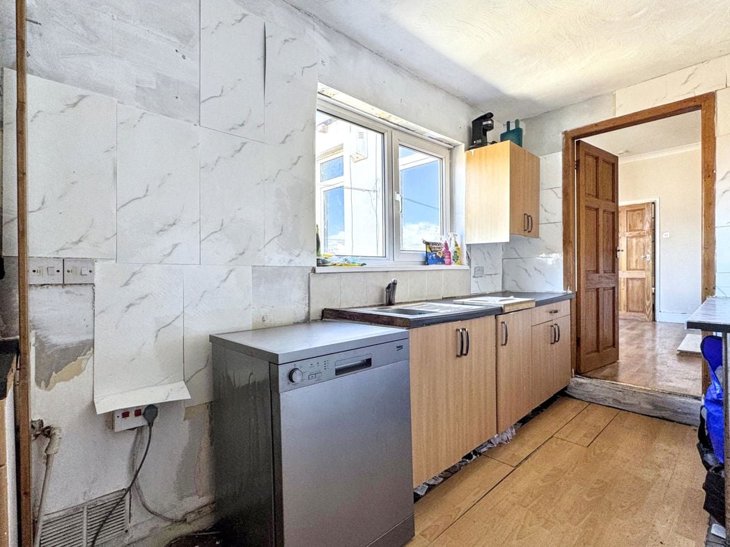 Property image 7 of 14
