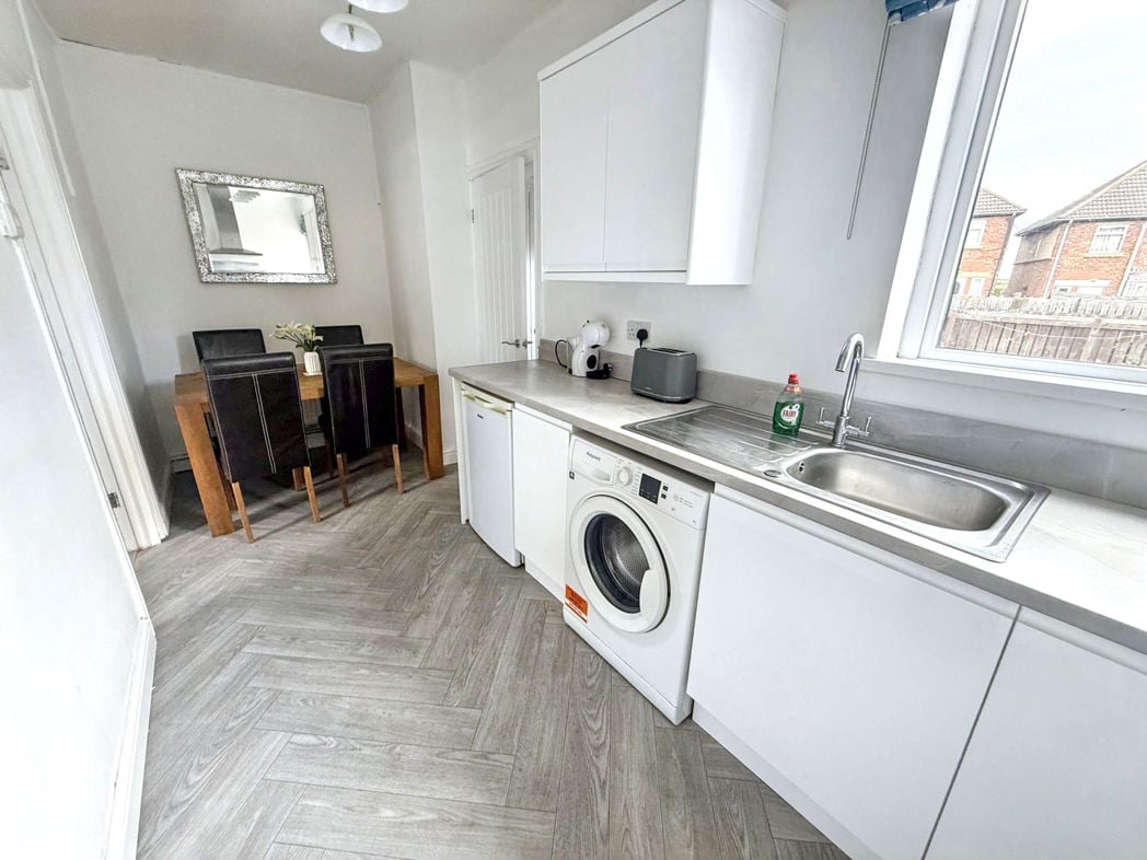 Property image 3 of 13