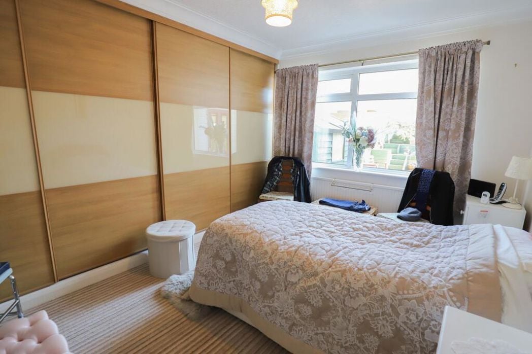 Property image 6 of 11