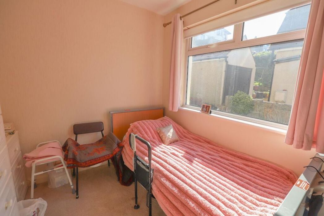 Property image 7 of 11