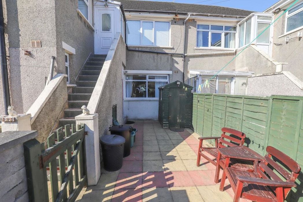 Property image 10 of 11