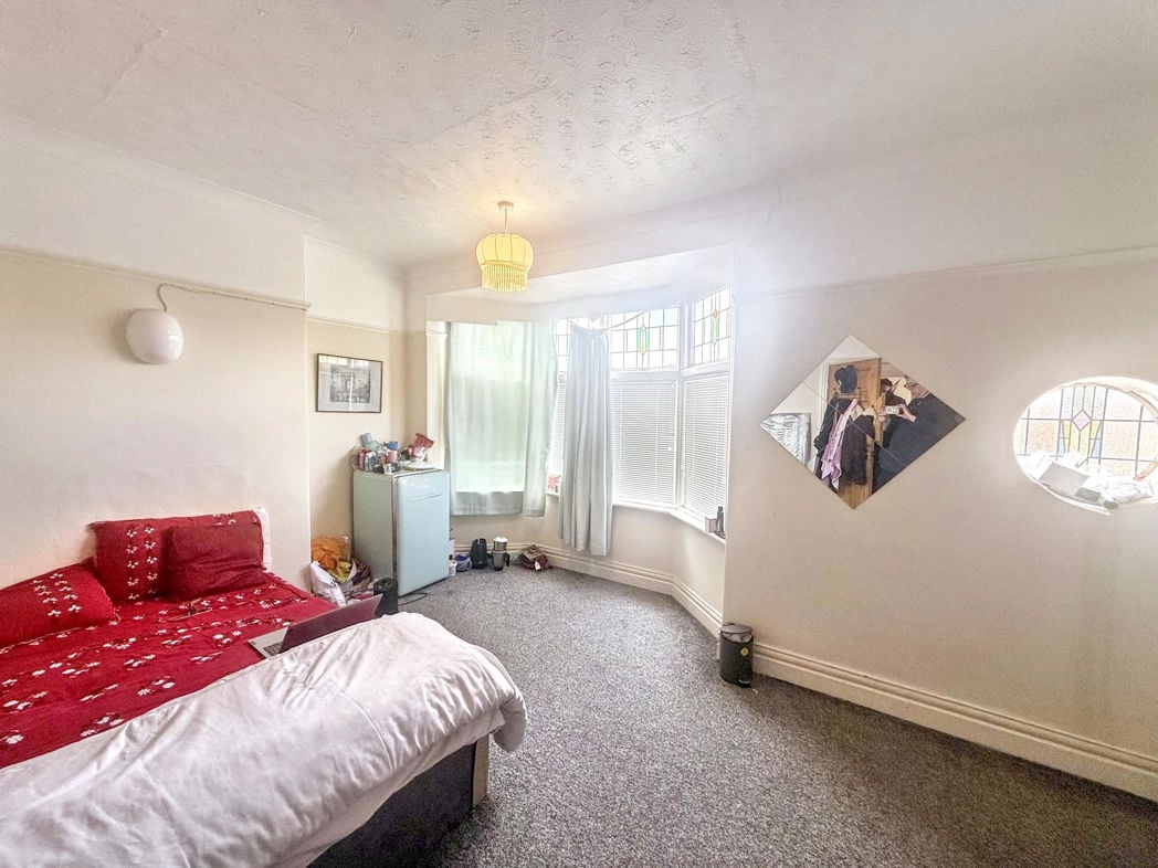Property image 3 of 6