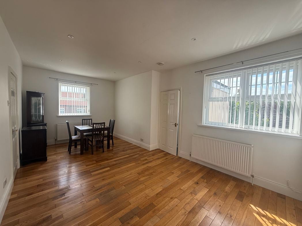 Property image 6 of 6