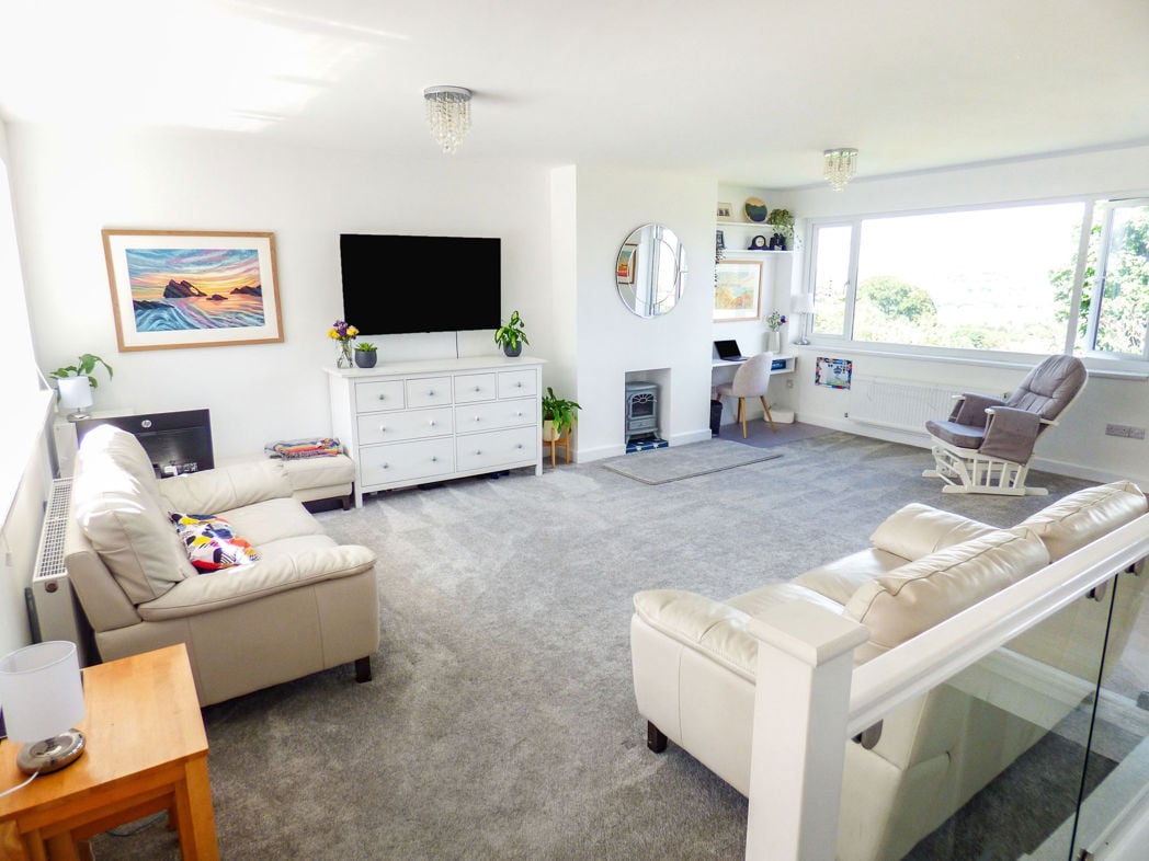 Property image 6 of 27