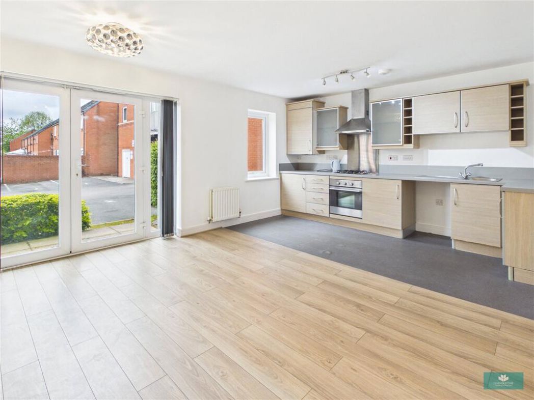 Property image 4 of 17