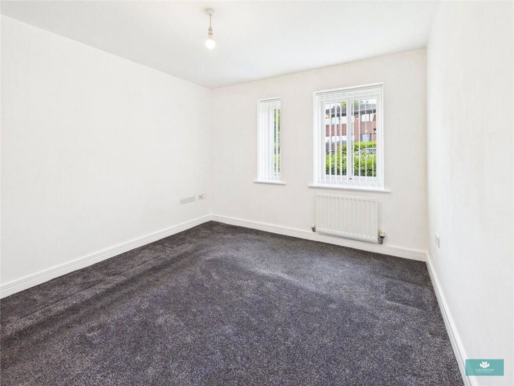 Property image 10 of 17