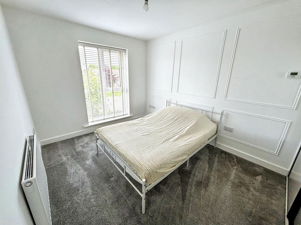 Property image 15 of 28