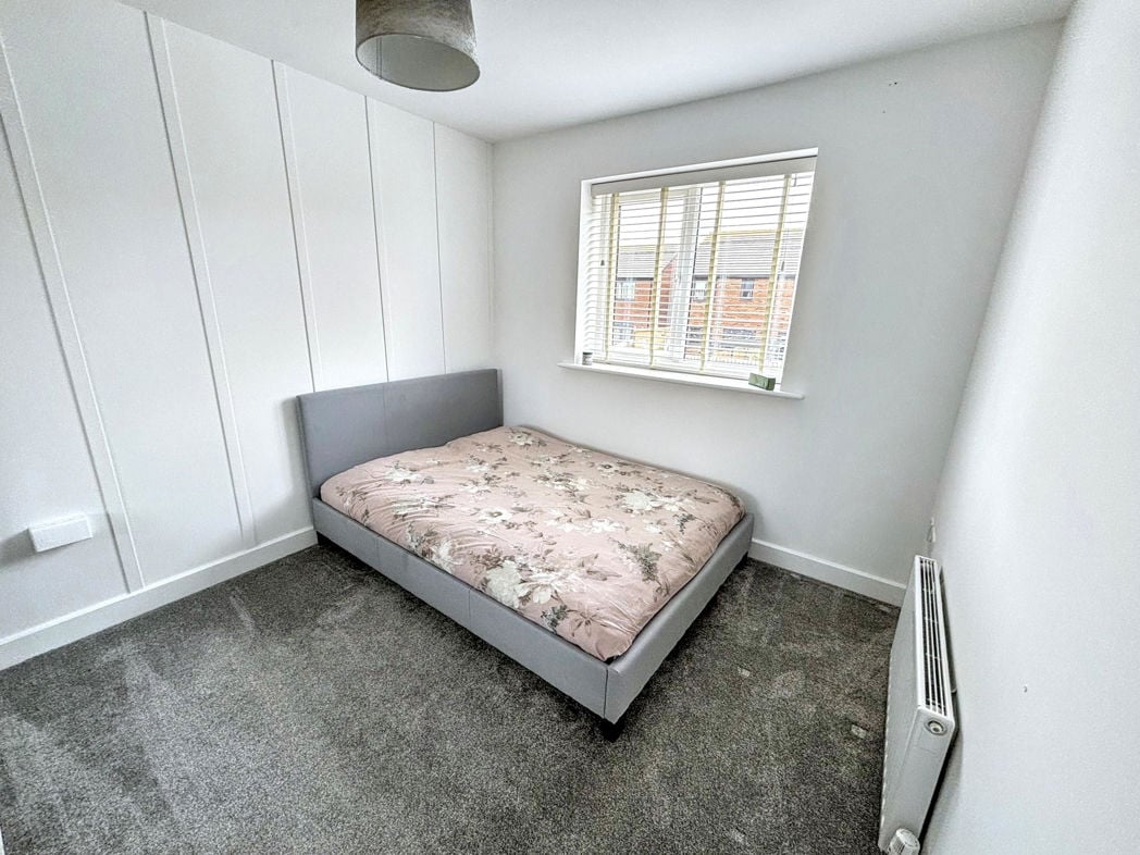 Property image 19 of 28