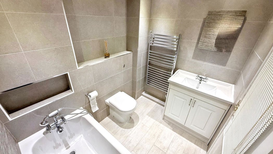 Property image 15 of 22