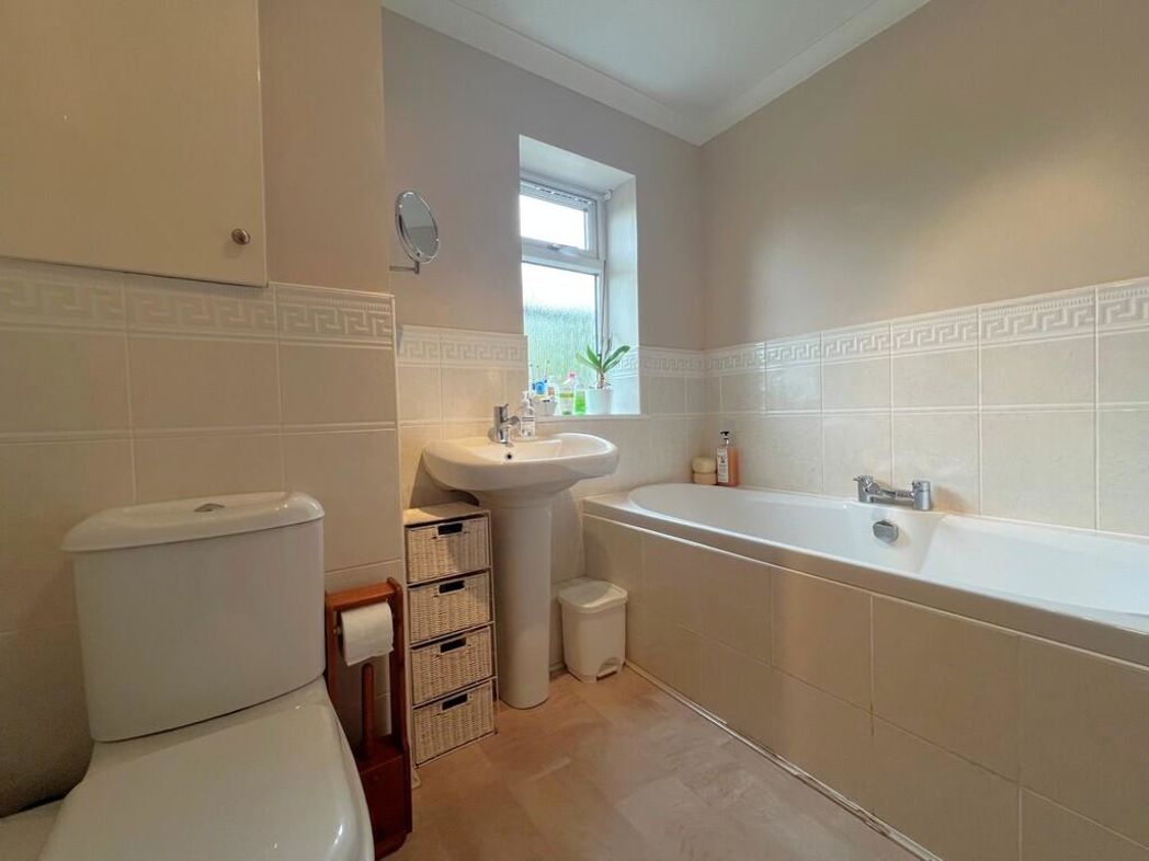 Property image 29 of 32