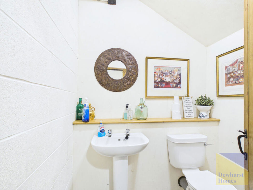 Property image 30 of 32