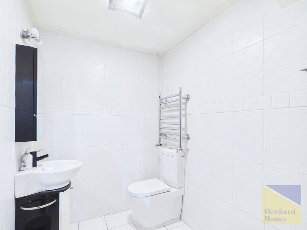 Property image 21 of 32