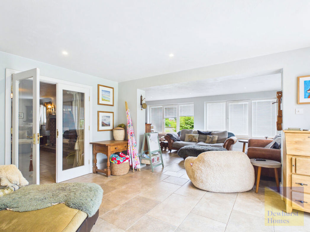 Property image 15 of 32